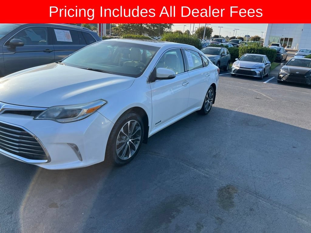 Used 2016 Toyota Avalon XLE Premium FWD image 3