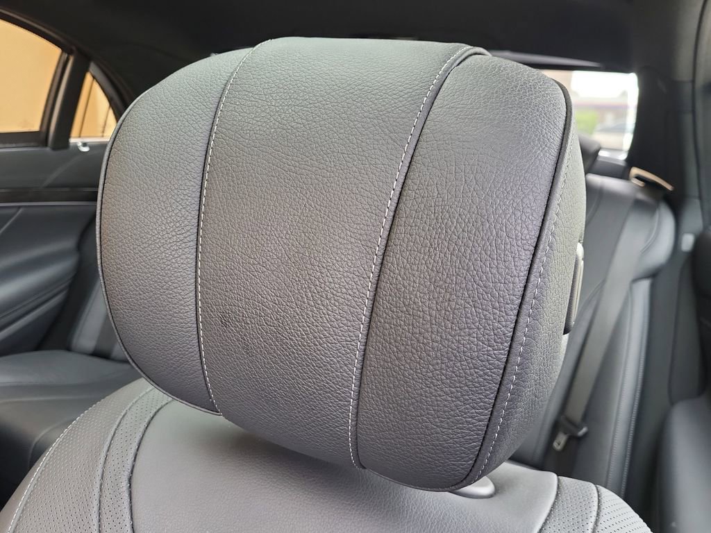 Used 2015 Mercedes-Benz S 550 4MATIC Sedan image 14