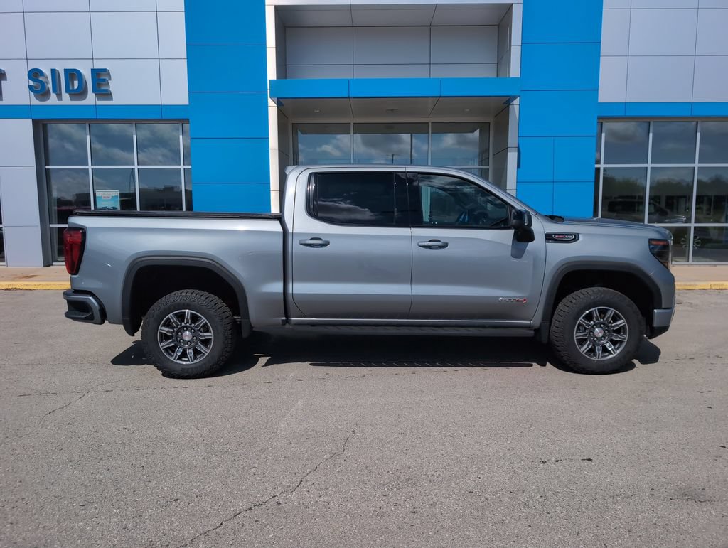 Used 2024 GMC Sierra 1500 AT4 w/ AT4 Premium Package AWD/4WD image 1
