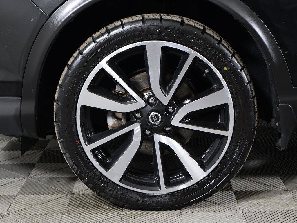 Used 2018 Nissan Rogue Sport SL w/ SL Premium Package image 22