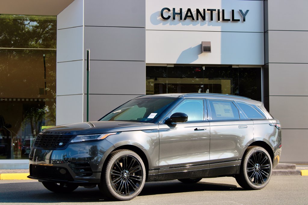 New 2026 Land Rover Range Rover Velar Belgravia AWD/4WD image 1