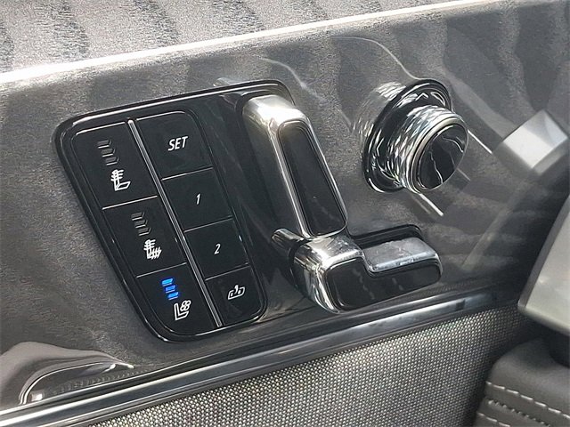 New 2026 Cadillac Escalade IQ Luxury 1 image 18