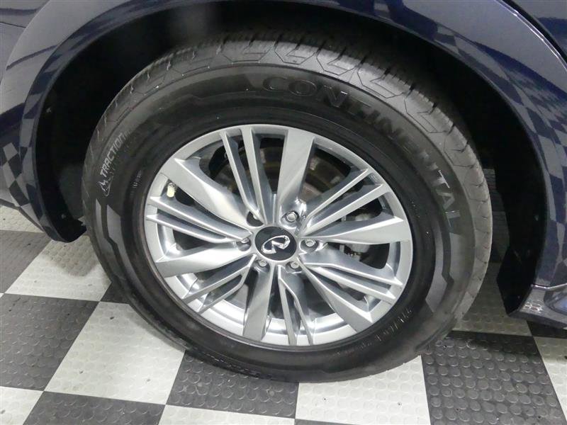 Used 2021 INFINITI QX80 Luxe w/ All-Season Package AWD/4WD image 14