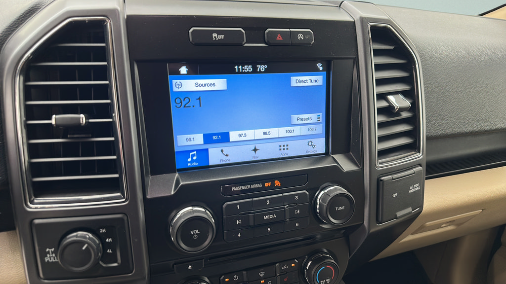 Used 2017 Ford F150 XLT w/ Equipment Group 302A Luxury AWD/4WD image 21