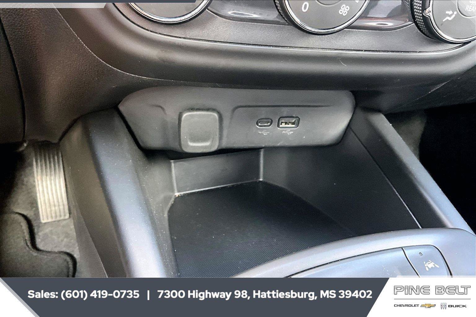 Used 2026 Chevrolet Trax LS FWD image 24