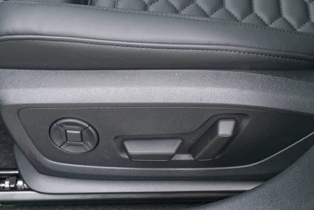 New 2026 Audi RS 3 AWD/4WD image 21