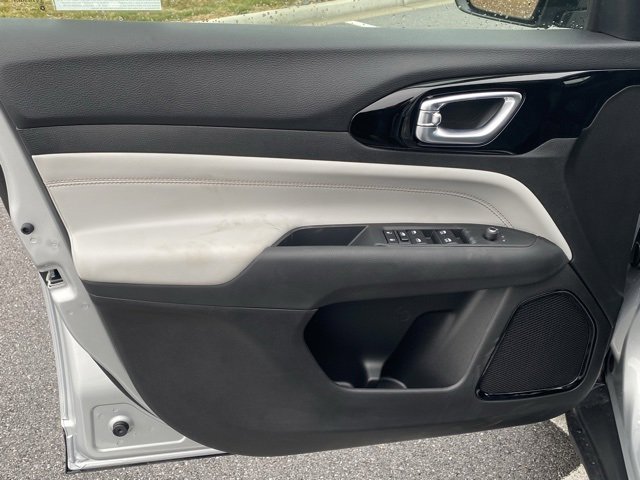 New 2026 Jeep Compass Limited image 12