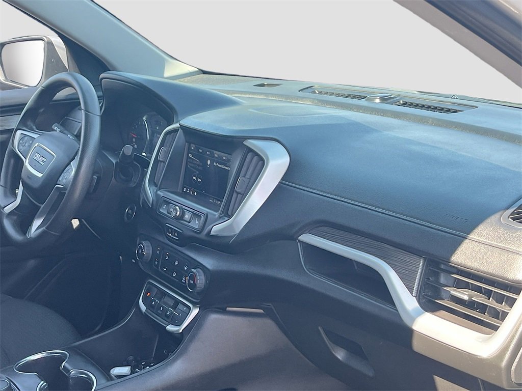 Used 2022 GMC Terrain SLE image 29