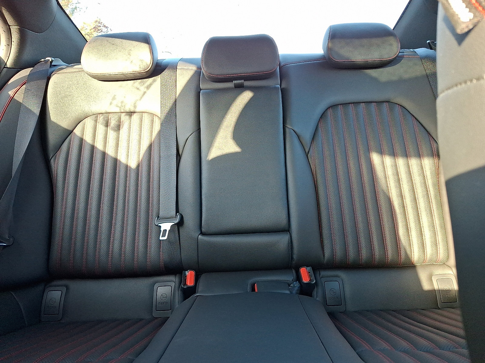 Certified 2025 Genesis G70 2.5T w/ Sport Prestige Package image 19