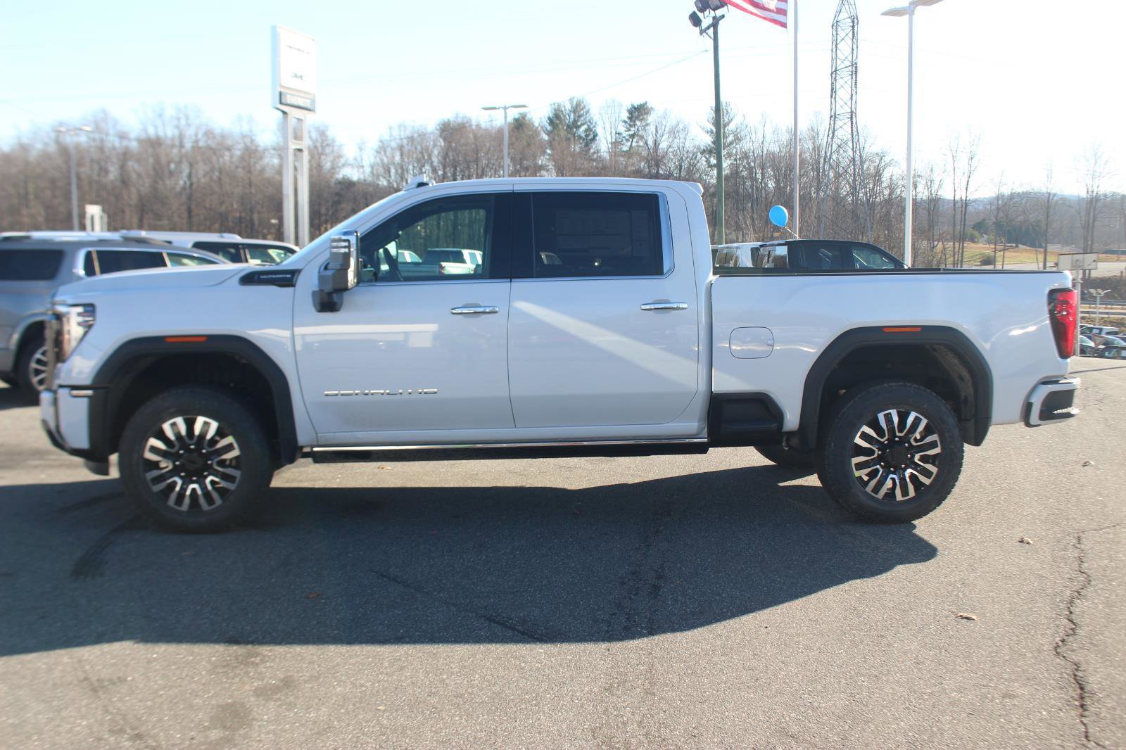 New 2026 GMC Sierra 2500 Denali Ultimate image 4