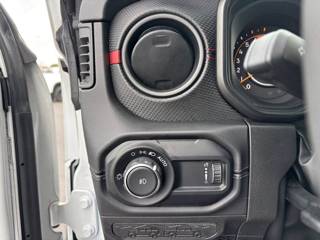 Used 2024 Jeep Wrangler Unlimited Rubicon image 22