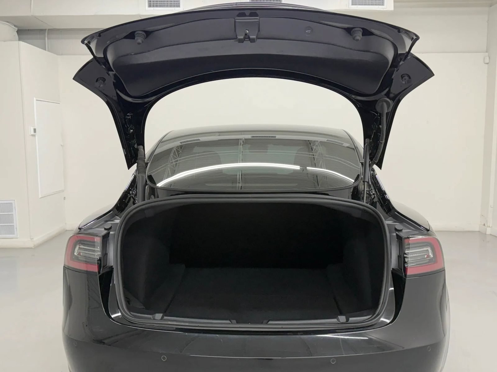 Used 2022 Tesla Model 3 RWD image 41