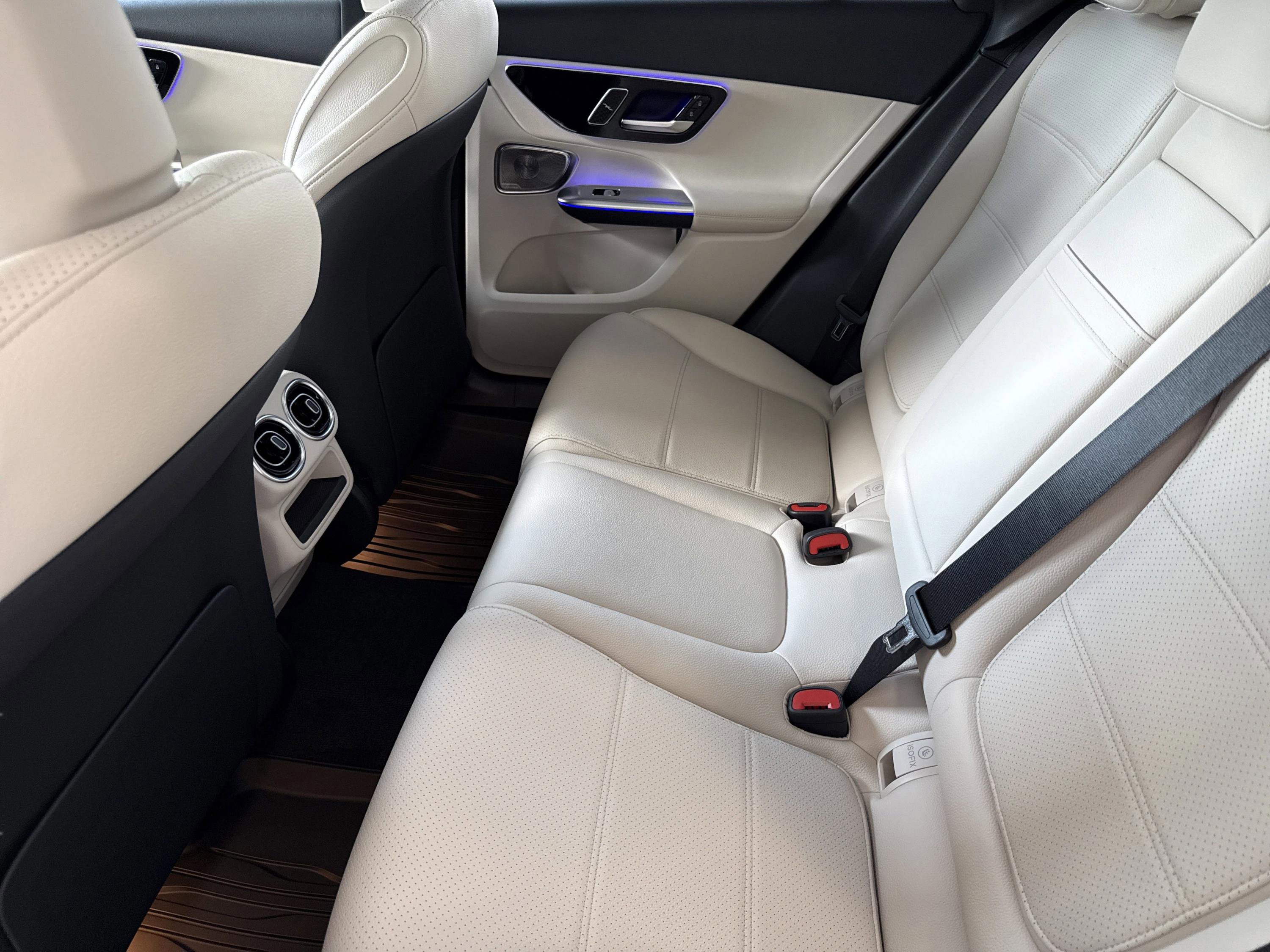 Certified 2026 Mercedes-Benz GLC 300 GLC 300 image 33