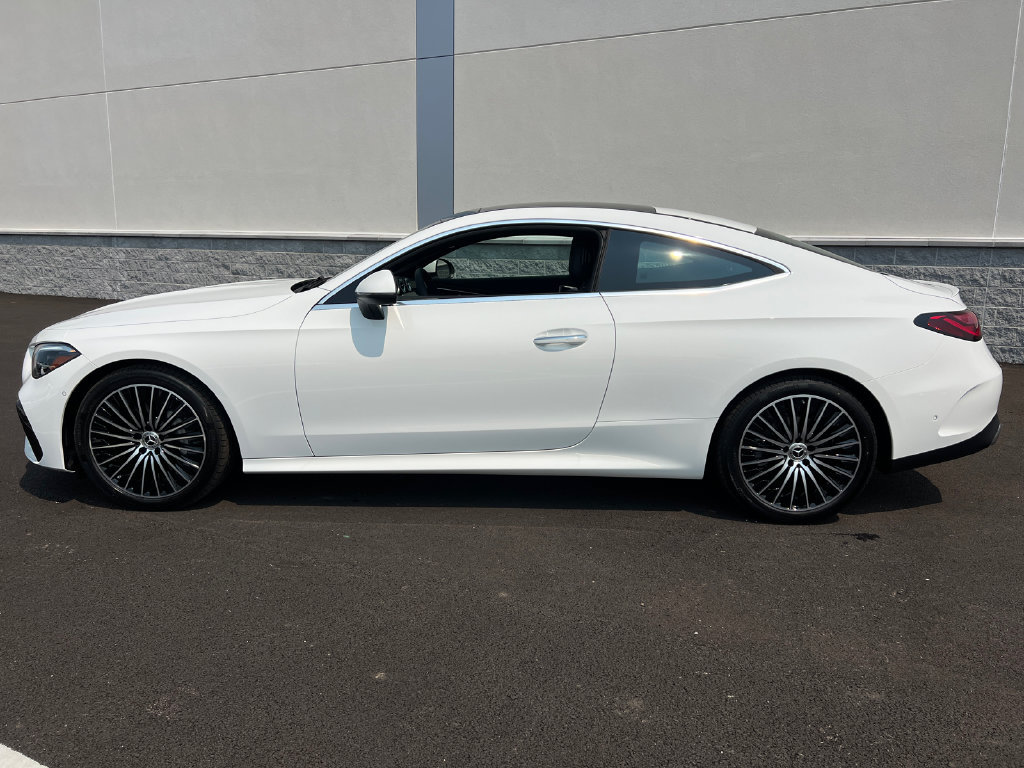 New 2026 Mercedes-Benz CLE 300 4MATIC Coupe image 4