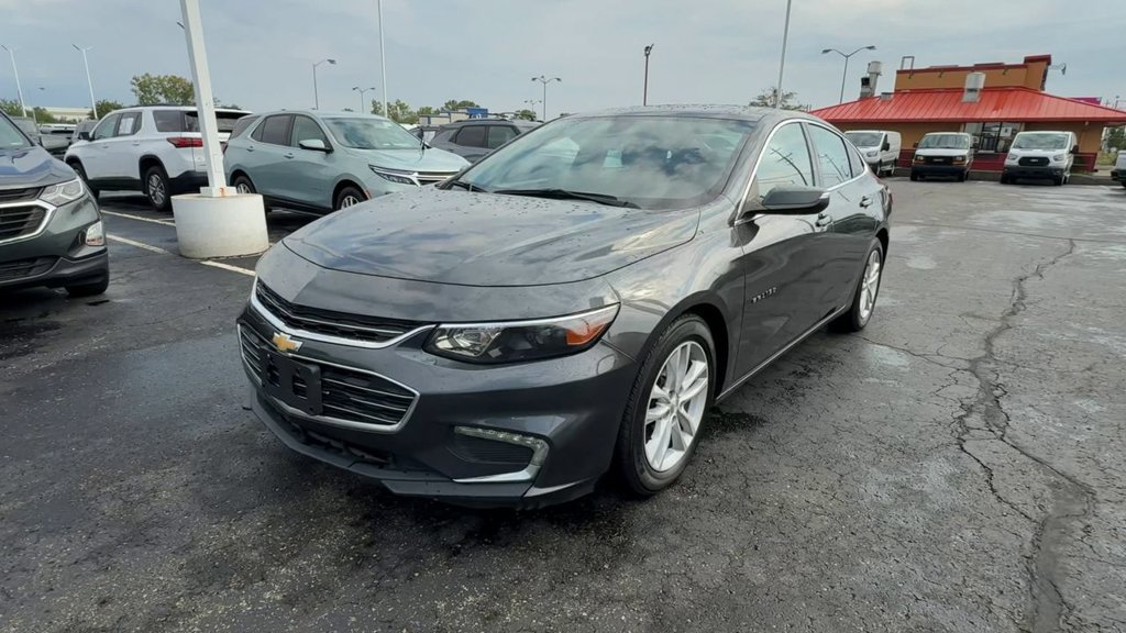 Used 2016 Chevrolet Malibu LT FWD image 4