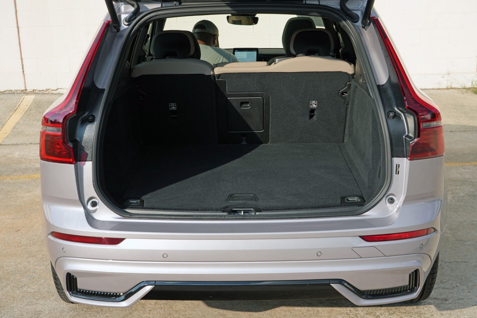 Used 2026 Volvo XC60 B5 Core w/ Climate Package AWD/4WD image 10