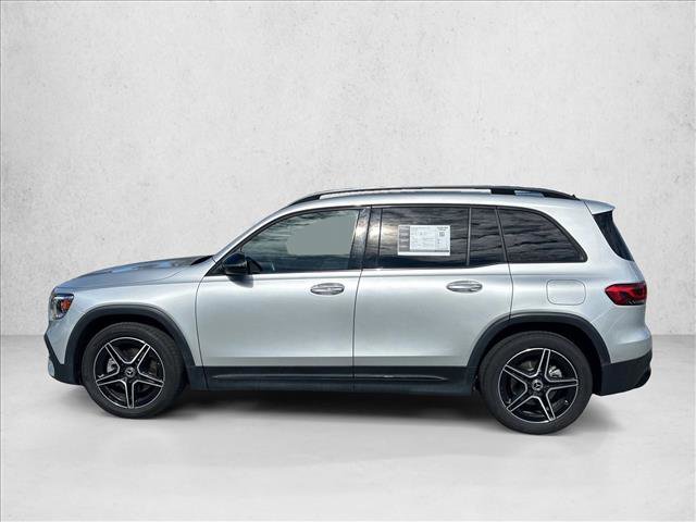 Used 2022 Mercedes-Benz GLB 250 4MATIC image 9