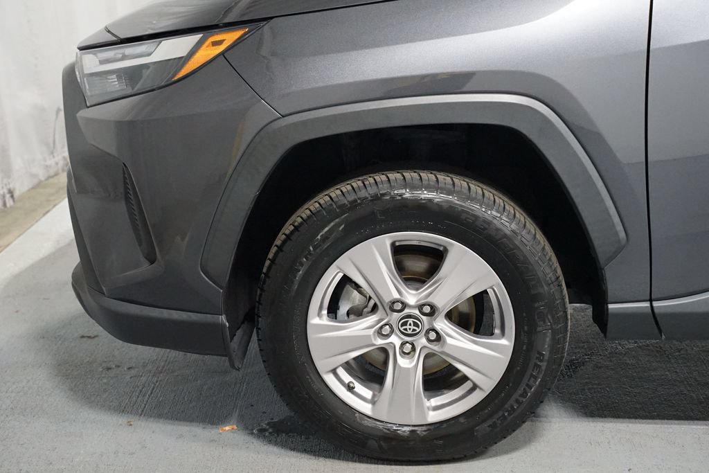 Certified 2023 Toyota RAV4 XLE FWD image 5