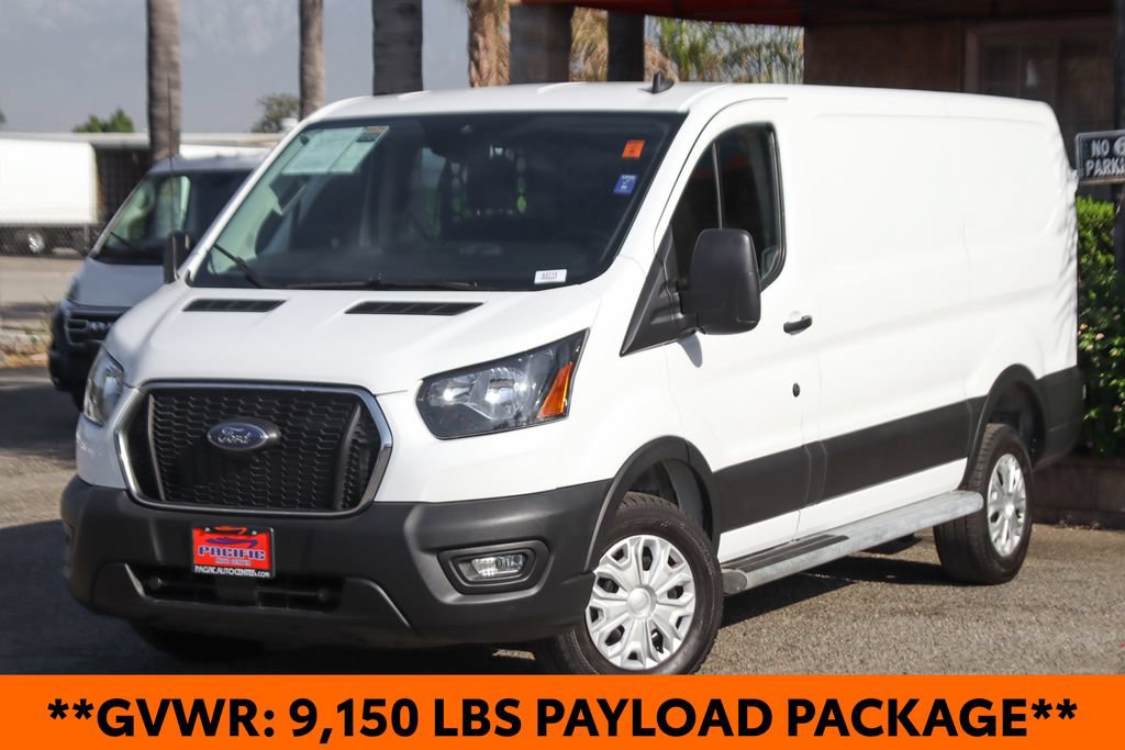 Used 2025 Ford Transit 250 Low Roof w/ Exterior Upgrade Package RWD image 4