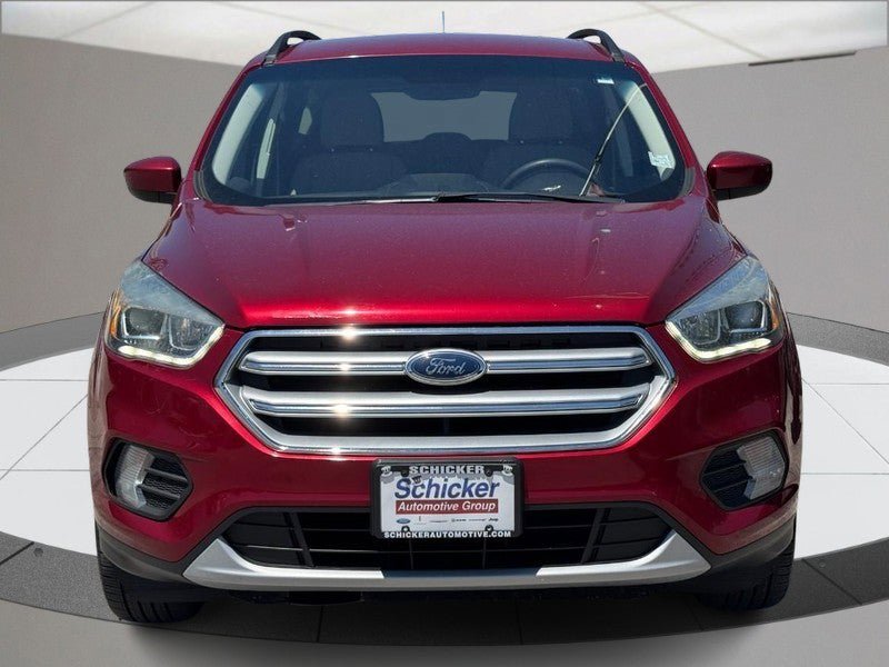 Used 2017 Ford Escape SE w/ Equipment Group 201A FWD image 8