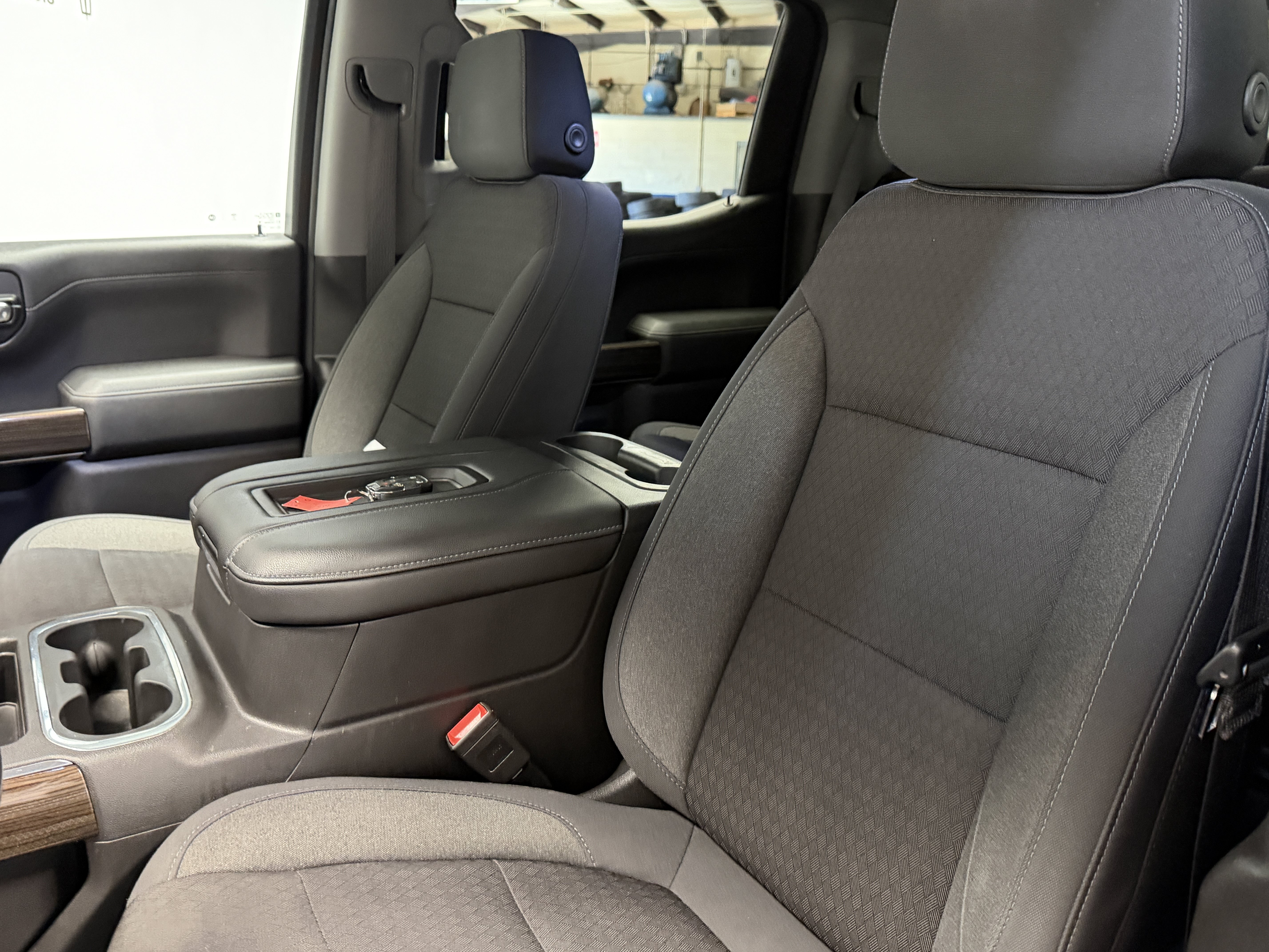 Used 2020 Chevrolet Silverado 1500 RST w/ All-Star Edition AWD/4WD image 17