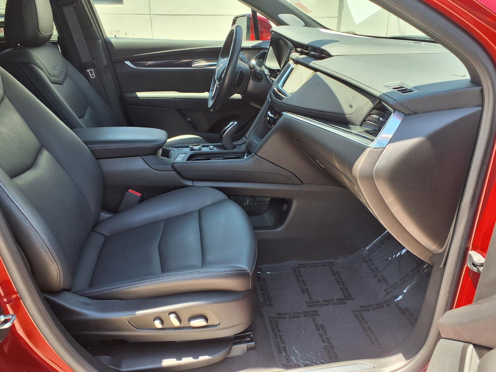 Used 2023 Cadillac XT5 Premium Luxury image 9