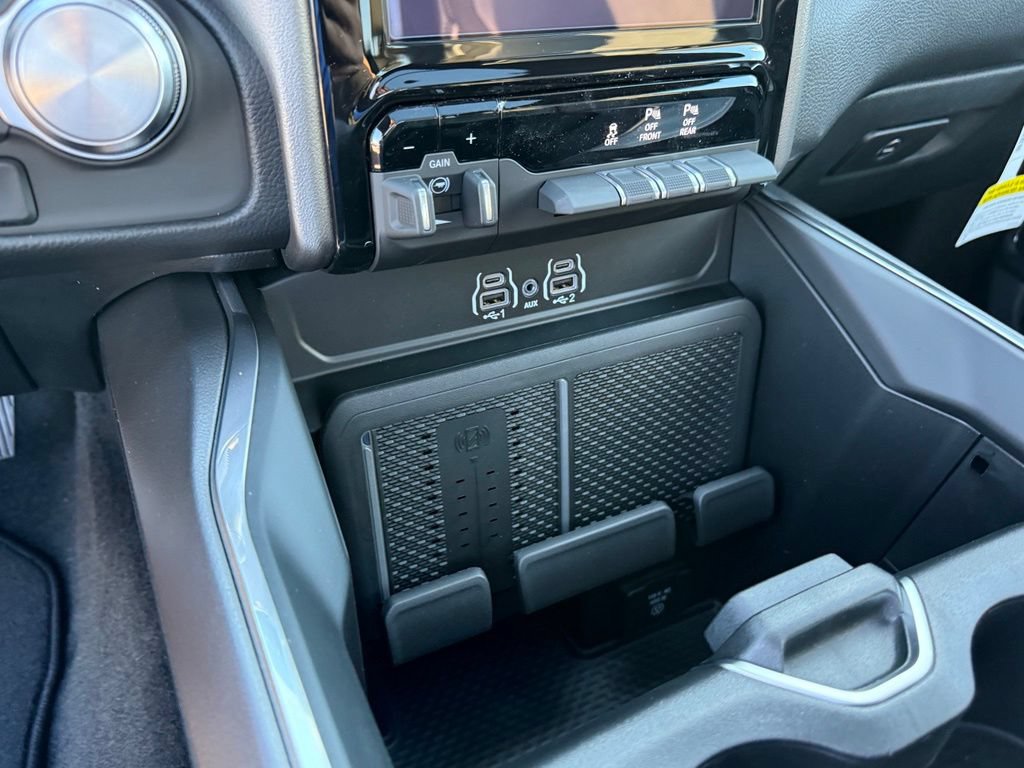New 2027 RAM 1500 Laramie w/ Night Edition AWD/4WD image 23