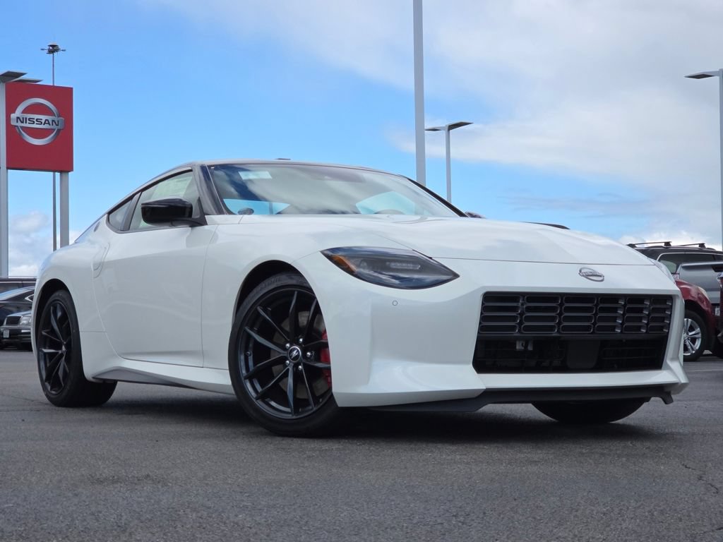 New 2026 Nissan Z Performance w/ Floor Mat Package RWD image 2