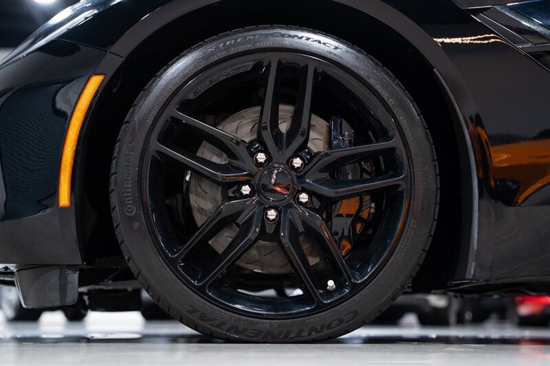 Used 2017 Chevrolet Corvette Stingray Coupe w/ Z51 1LT w/ Battery Protection Package RWD image 12
