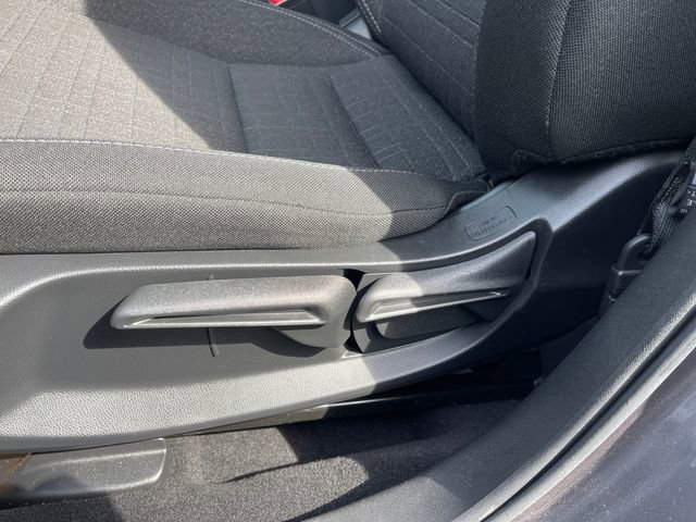 Certified 2025 Honda HR-V LX image 19