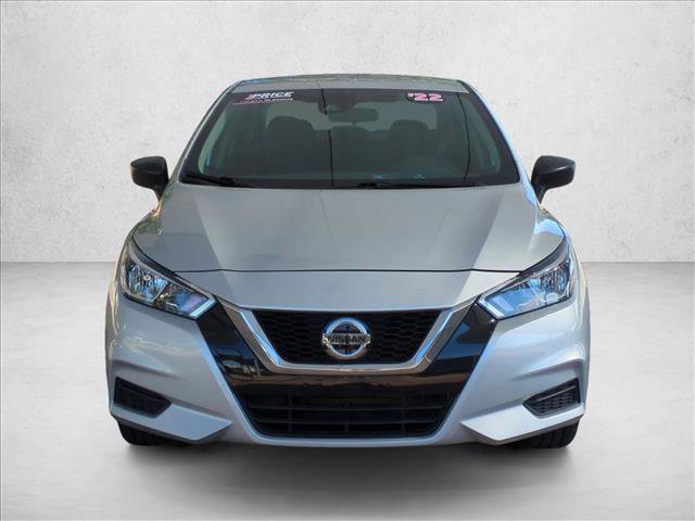Used 2022 Nissan Versa S FWD image 2