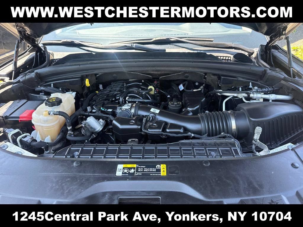 Used 2023 Jeep Grand Cherokee Limited w/ Luxury Tech Group II AWD/4WD image 13