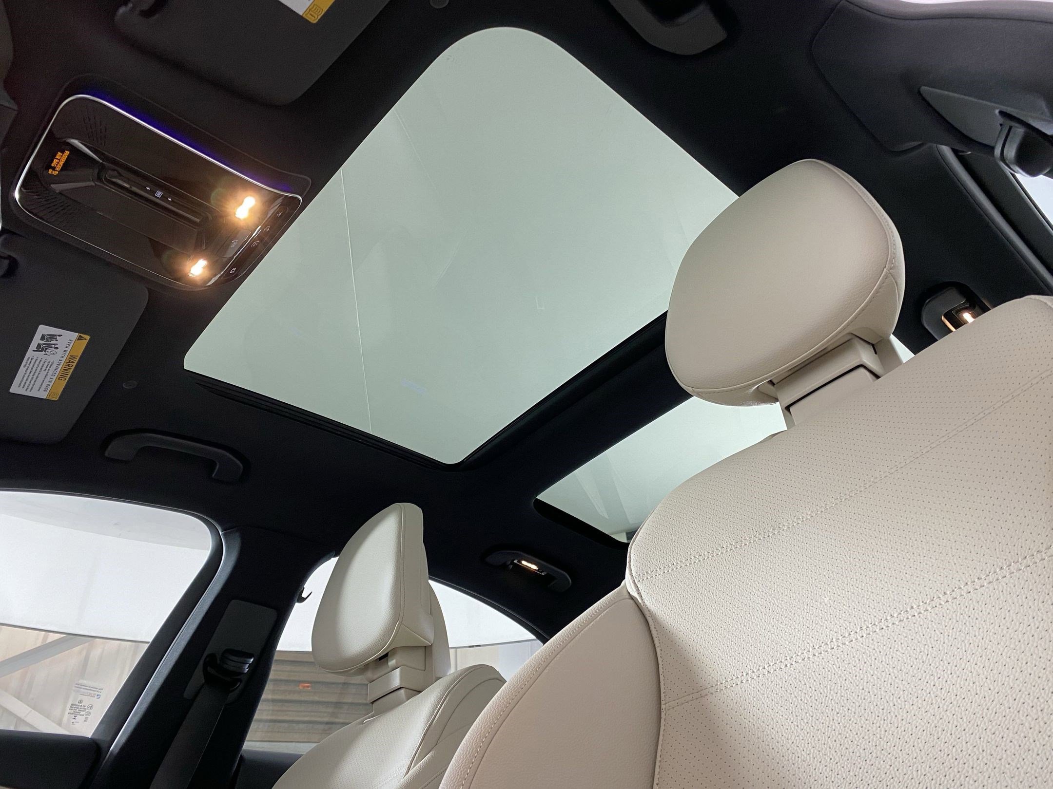 Used 2025 Mercedes-Benz C 300 4MATIC Sedan image 14