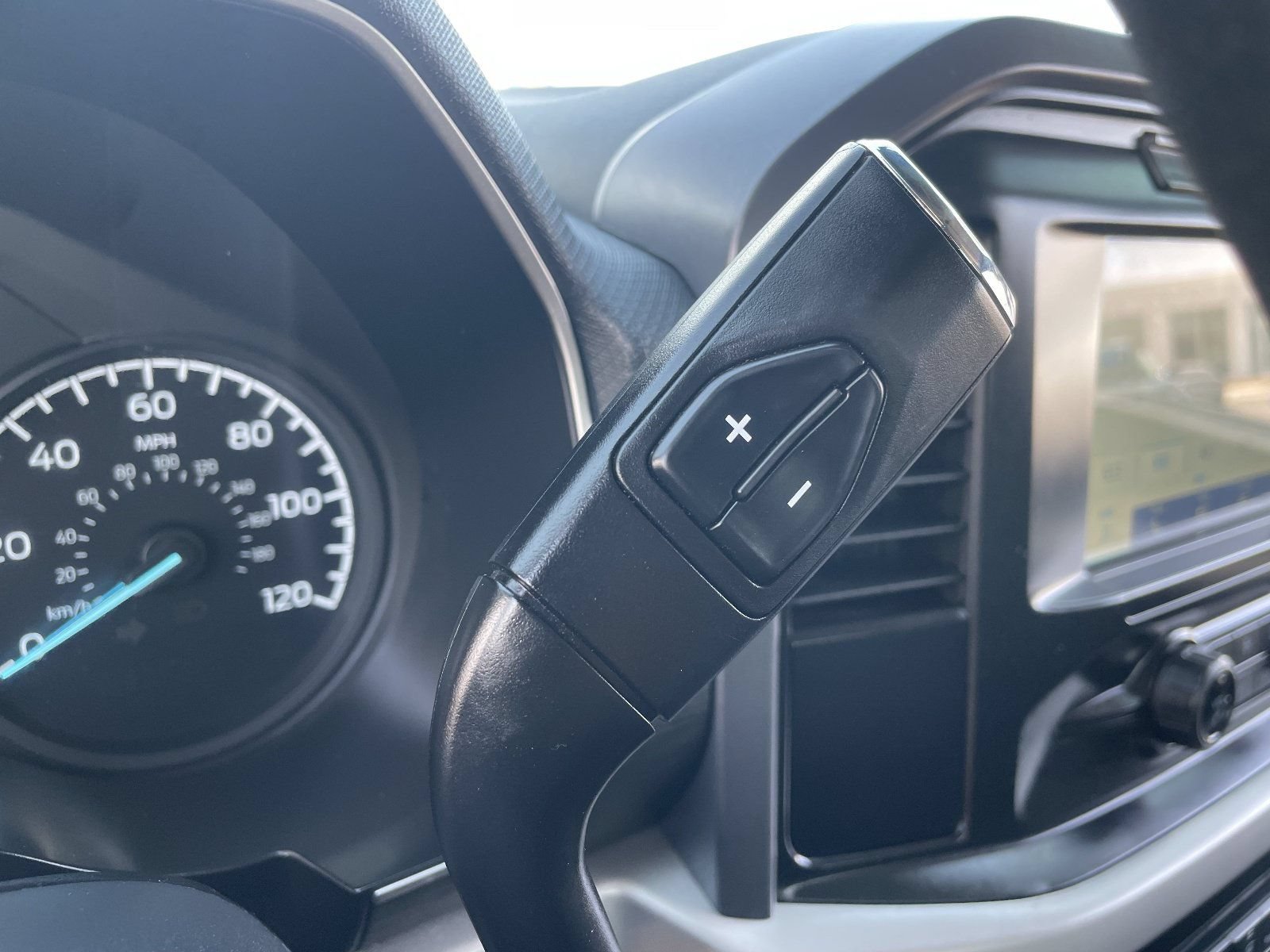 Used 2023 Ford F150 XLT AWD/4WD image 26