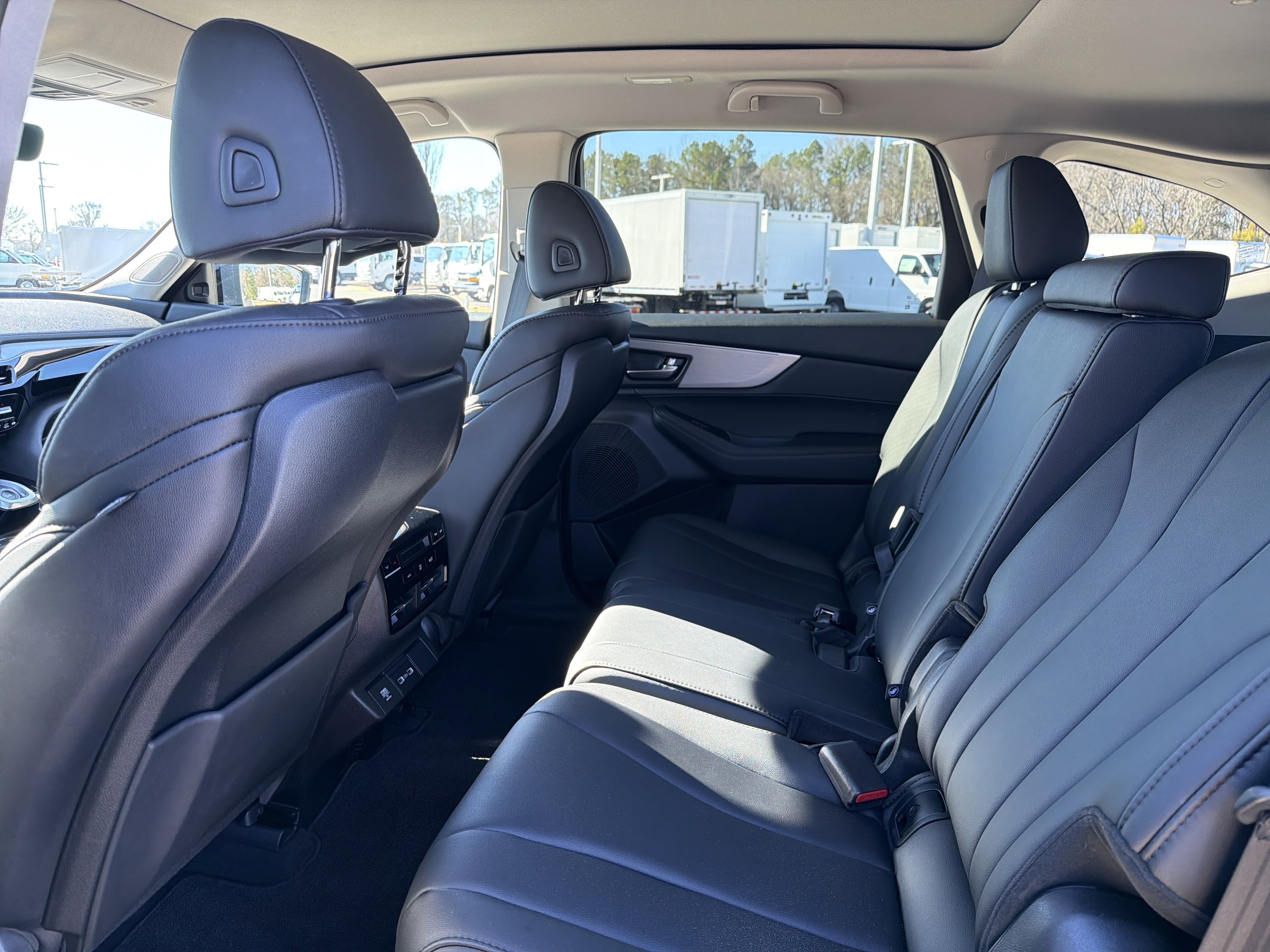 Certified 2024 Acura MDX SH-AWD image 31