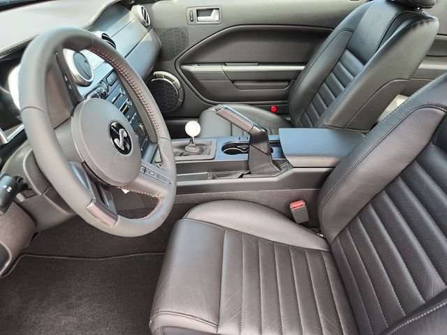 Used 2008 Ford Mustang Shelby GT500 RWD image 10