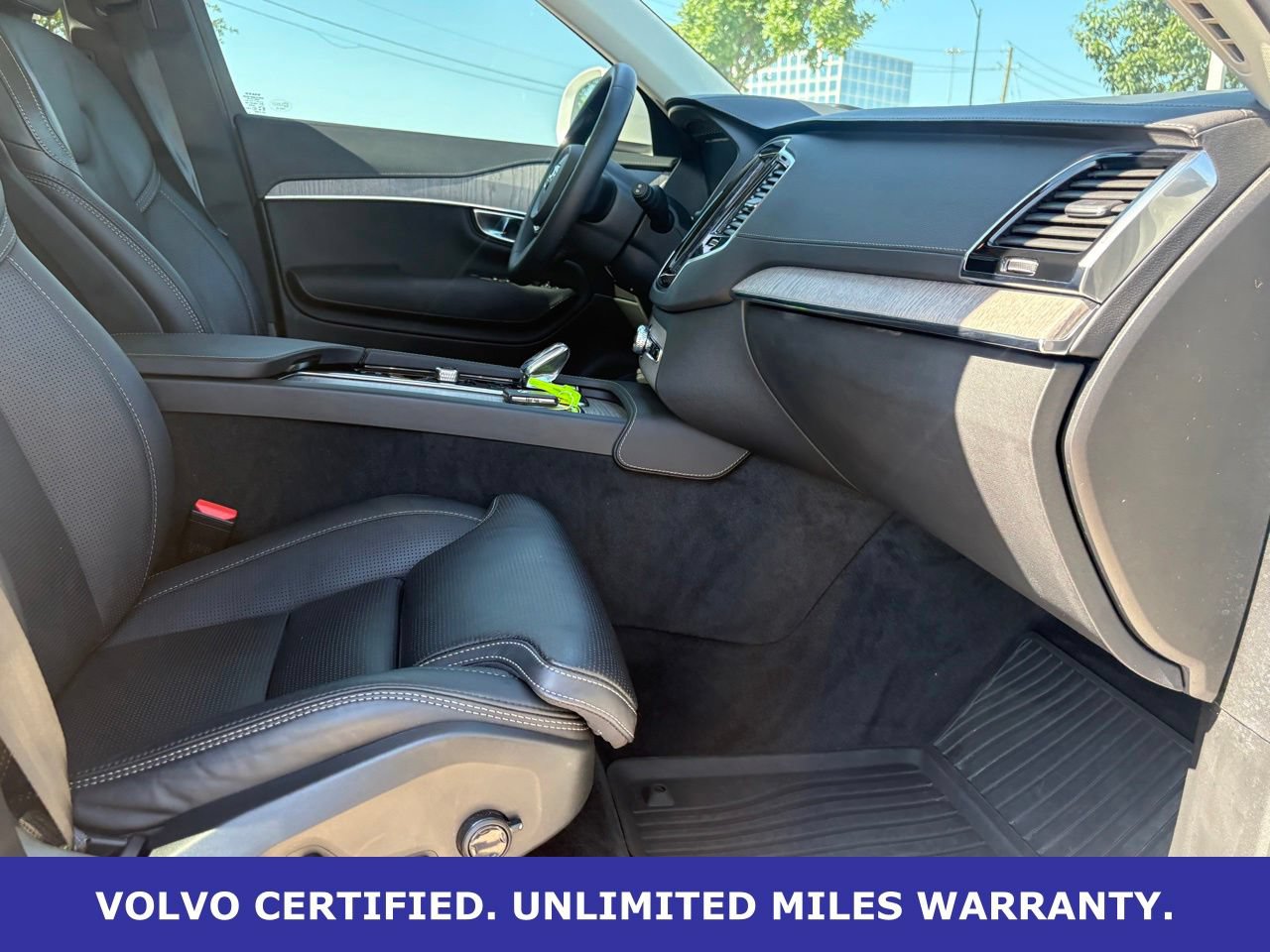 Certified 2023 Volvo XC90 T8 Ultimate w/ Protection Package Premier AWD/4WD image 34
