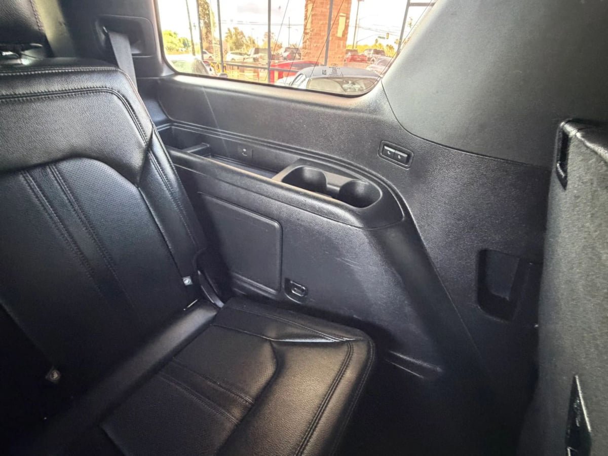 Used 2018 Ford Expedition Limited w/ Equipment Group 301A AWD/4WD image 50
