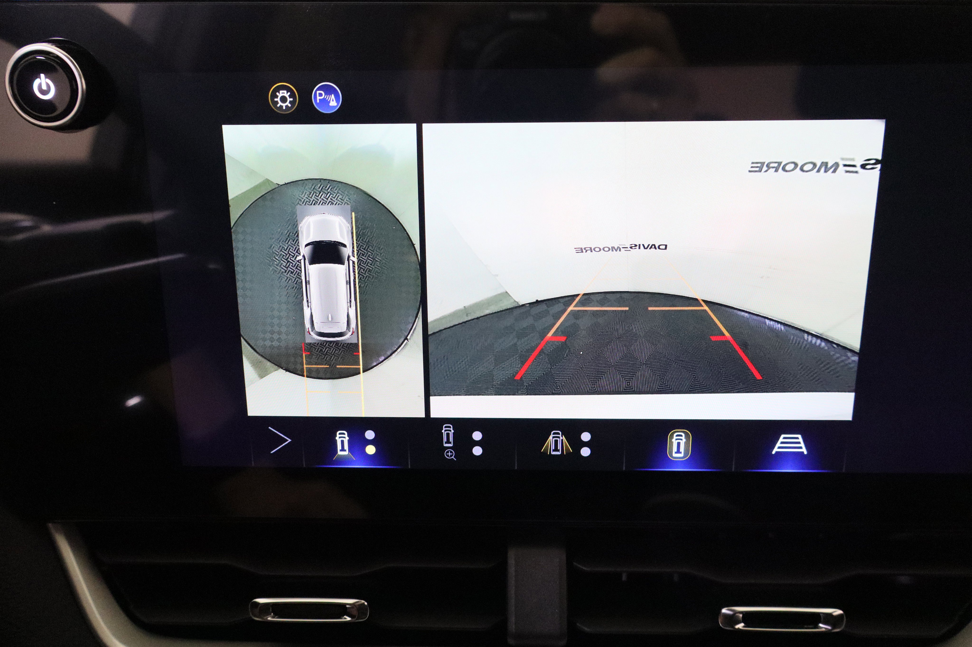 New 2026 Chevrolet Equinox LT w/ Convenience Package II AWD/4WD image 26