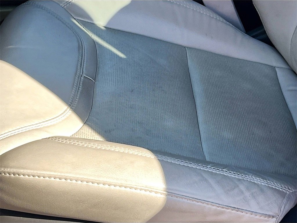 Used 2022 Ford Explorer Platinum w/ Equipment Group 601A image 20