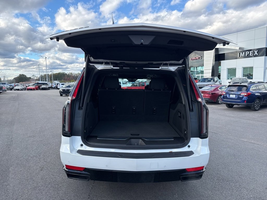 Used 2021 Cadillac Escalade ESV Sport Platinum w/ LPO, ONYX Package image 31