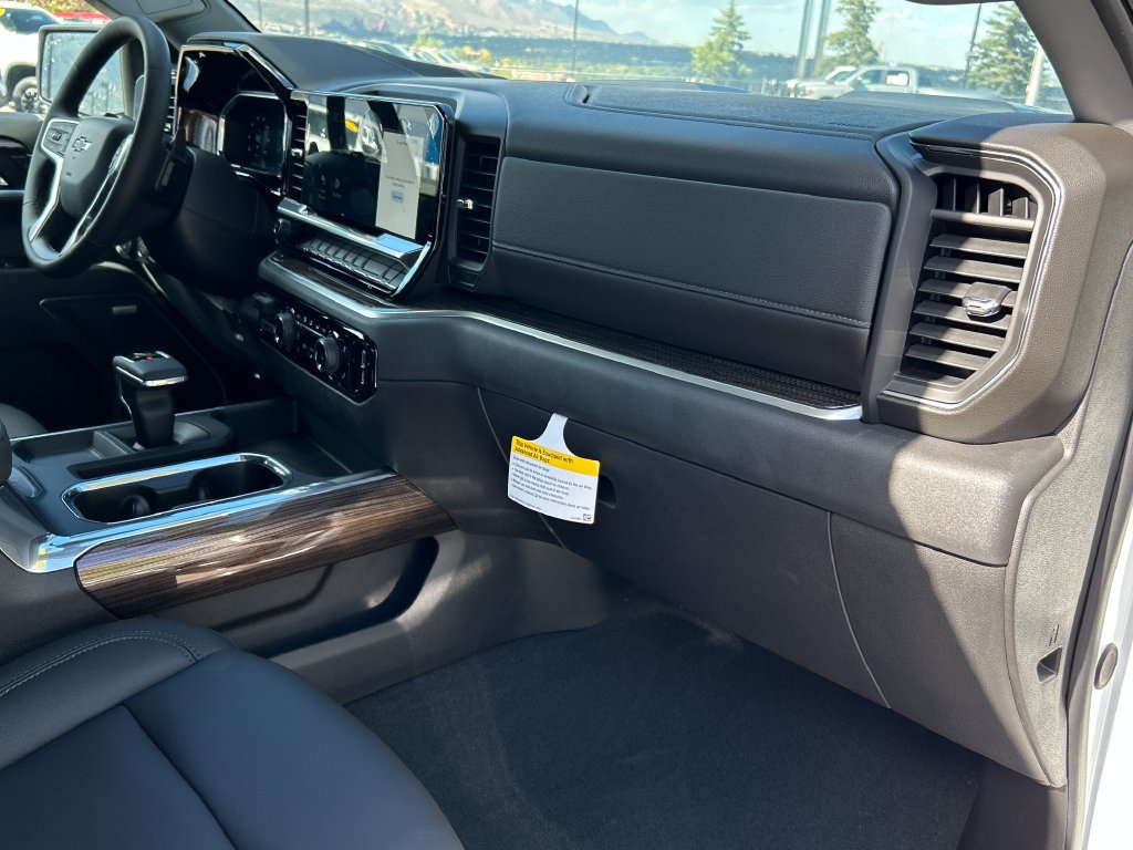New 2026 Chevrolet Silverado 1500 LT Trail Boss w/ Safety Package AWD/4WD image 8