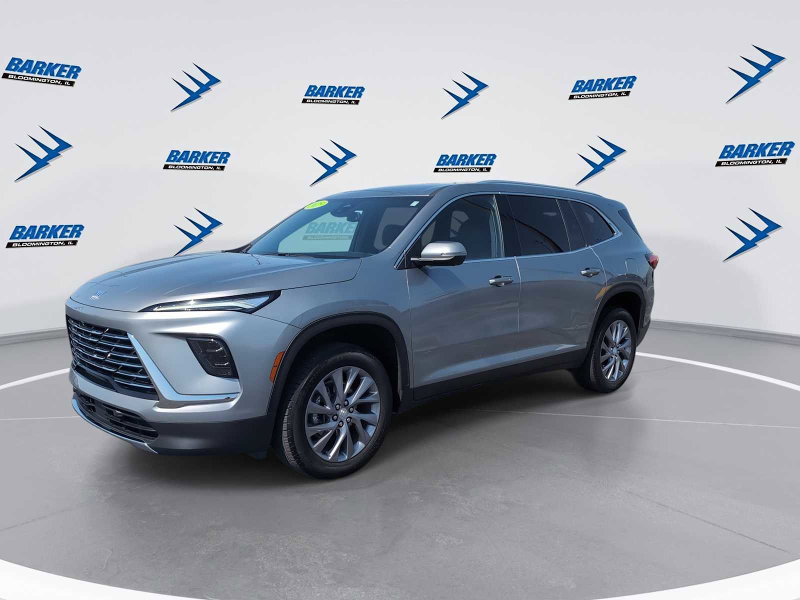 Used 2025 Buick Enclave Preferred image 4