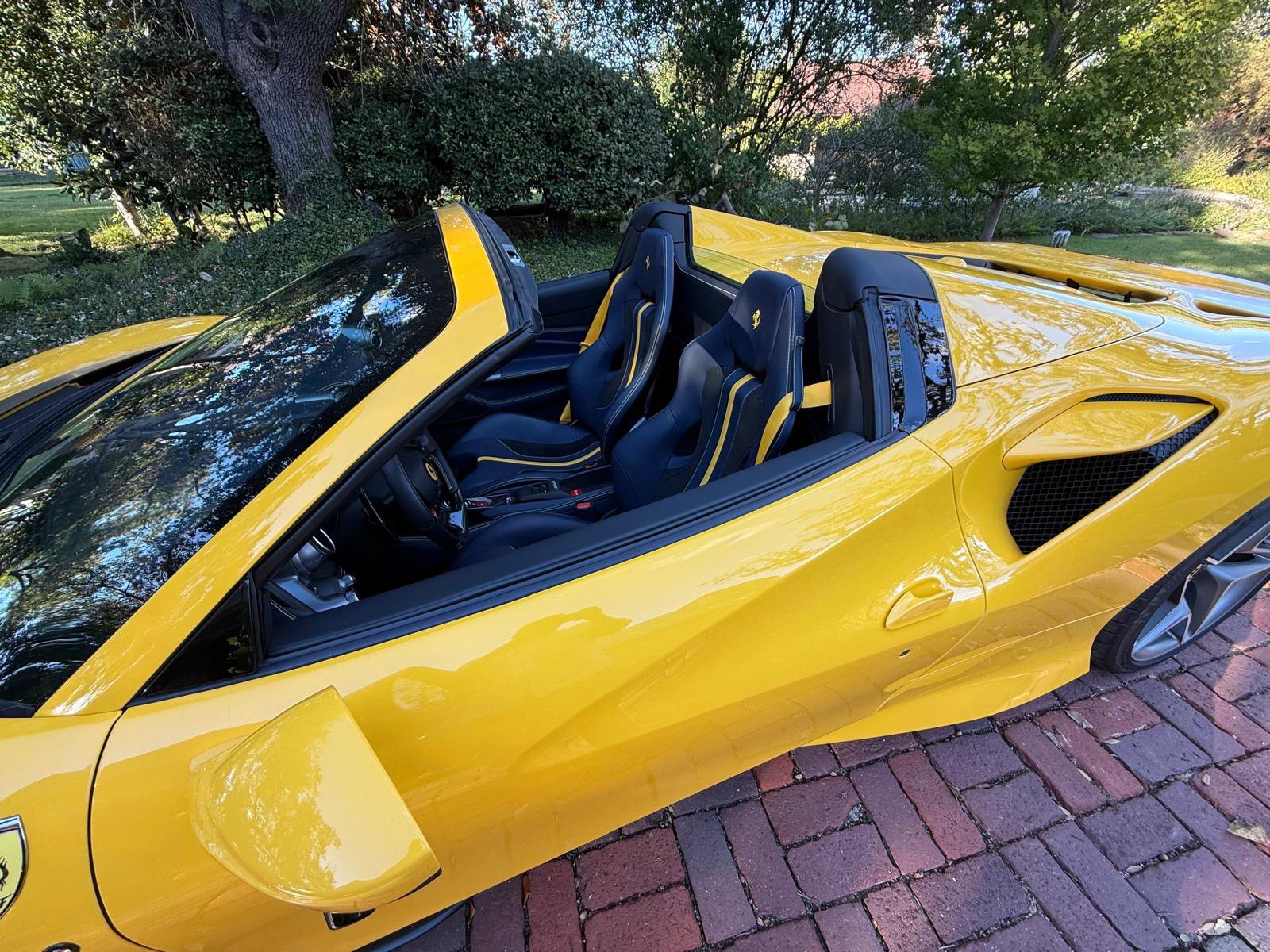 Used 2023 Ferrari F8 Tributo image 13