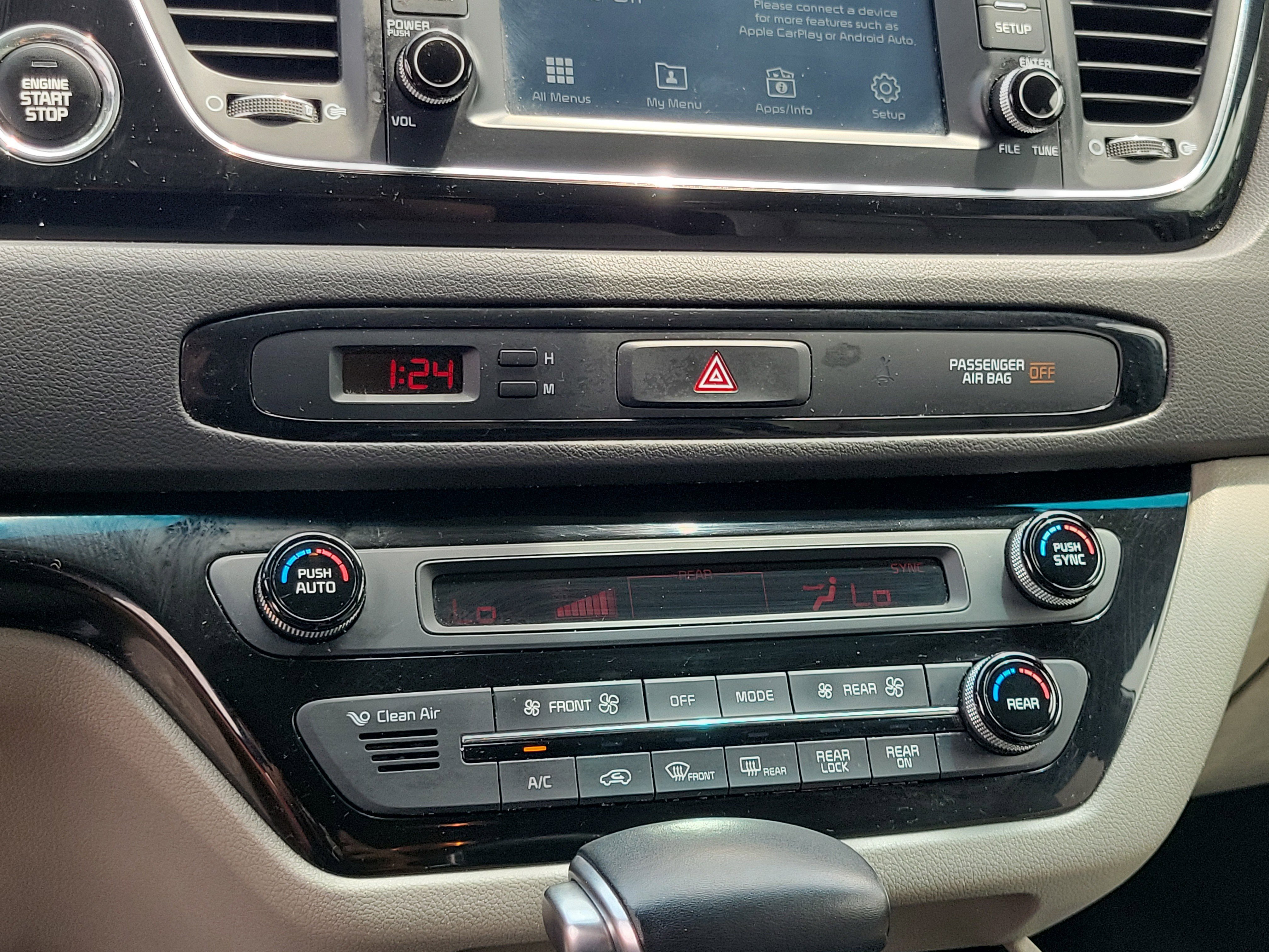 Used 2017 Kia Sedona EX FWD image 27