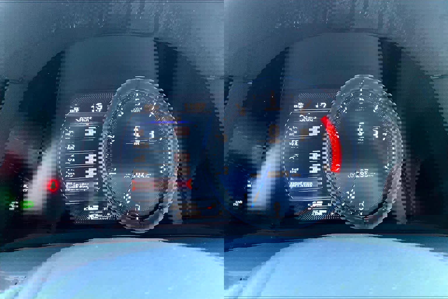 Used 2023 Lexus ES 350 F Sport w/ Accessory Package (Z2) image 24