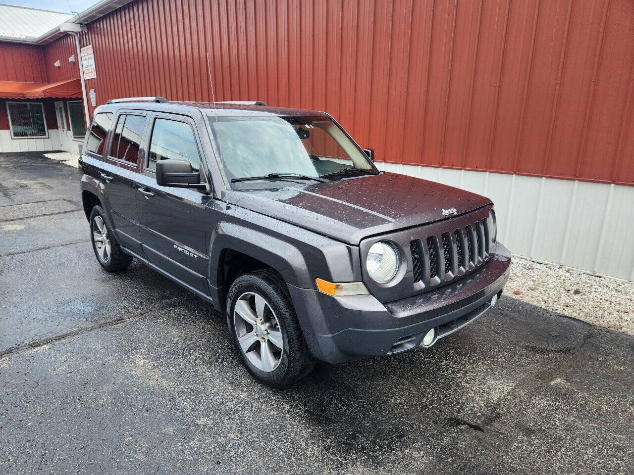 Used 2016 Jeep Patriot High Altitude AWD/4WD image 10