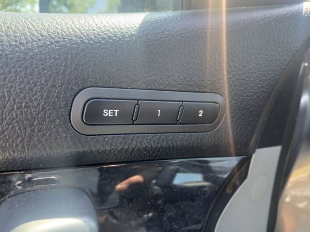Used 2014 Kia Sorento SX FWD image 36