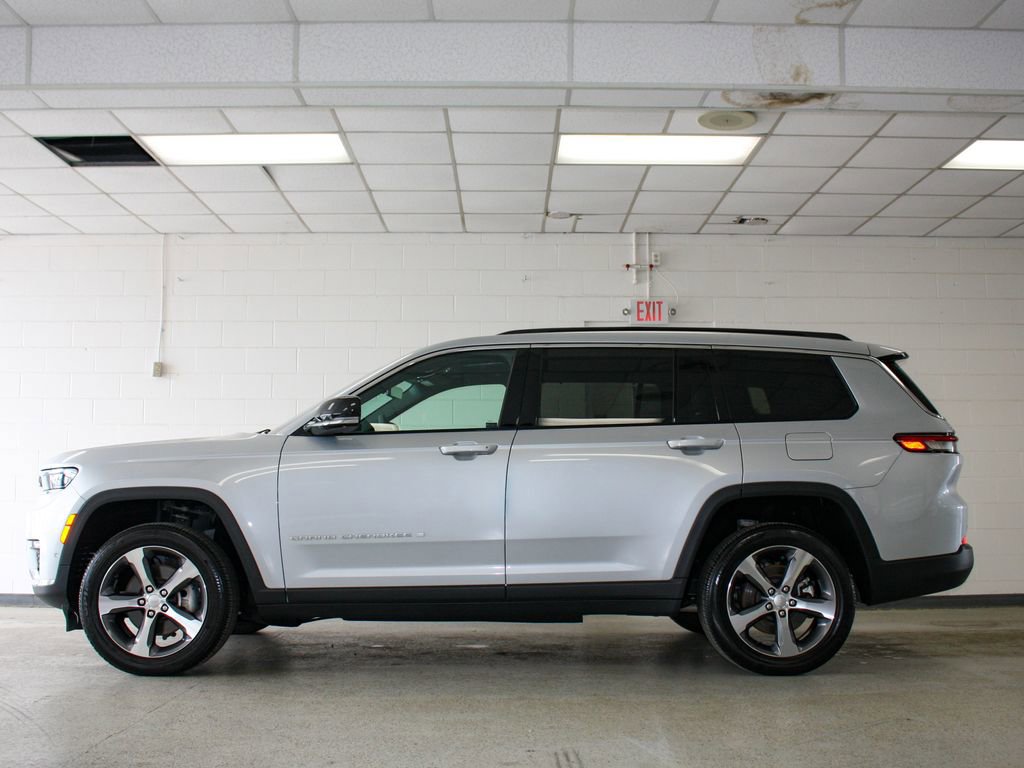 Certified 2024 Jeep Grand Cherokee L Limited w/ Luxury Tech Group II AWD/4WD image 25