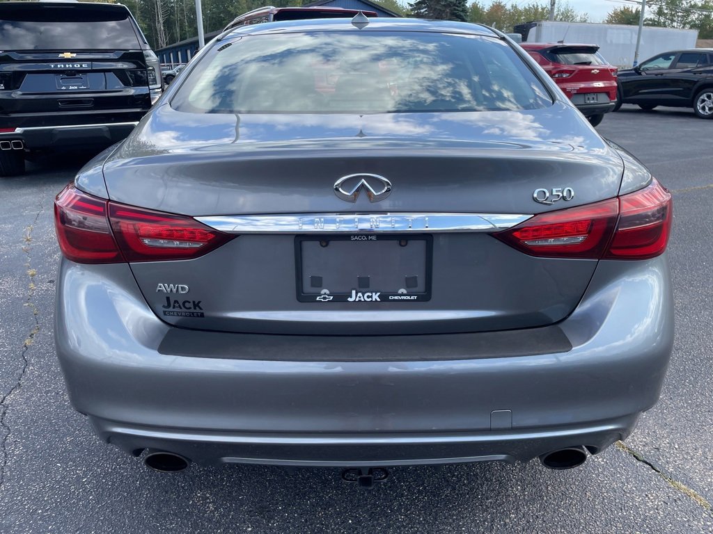 Used 2018 INFINITI Q50 Luxe w/ Essential Package (3.0T Luxe) image 6